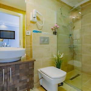 Suite met Twee Slaapkamers en een King Size Bed